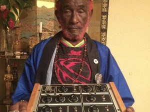 Lee Perry with circuit bent Dubsta Delay