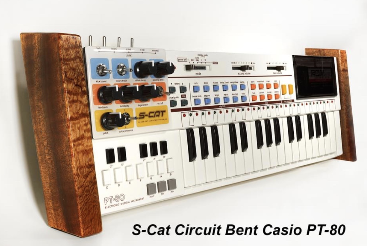 Circuit bent Casio keyboard